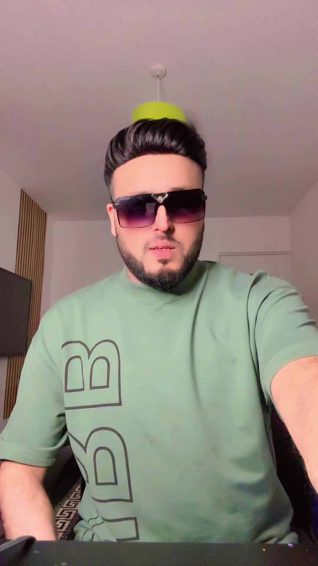 @RealAz