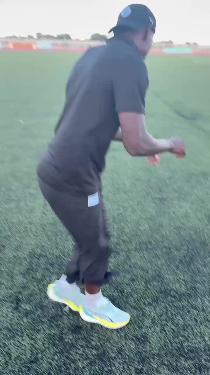 @XholaniTalane
