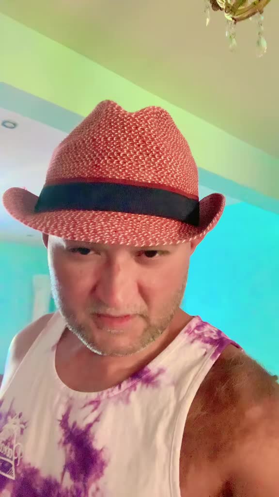 @Vinomas🇬🇧uk✝️🎤🎧