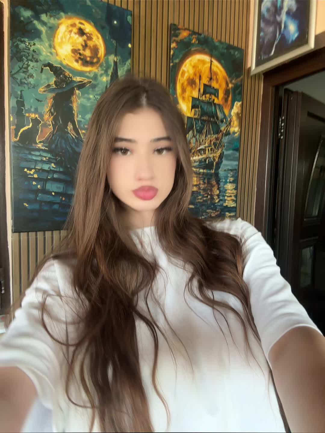 @Ianira