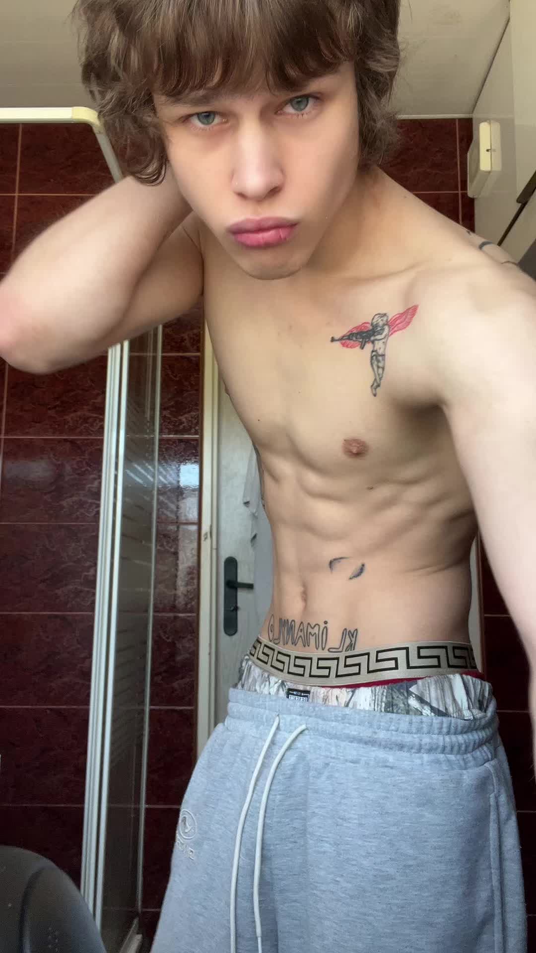 @zxckinder