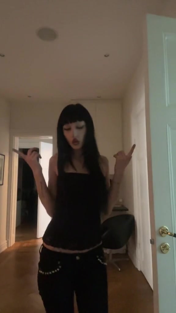 @tina