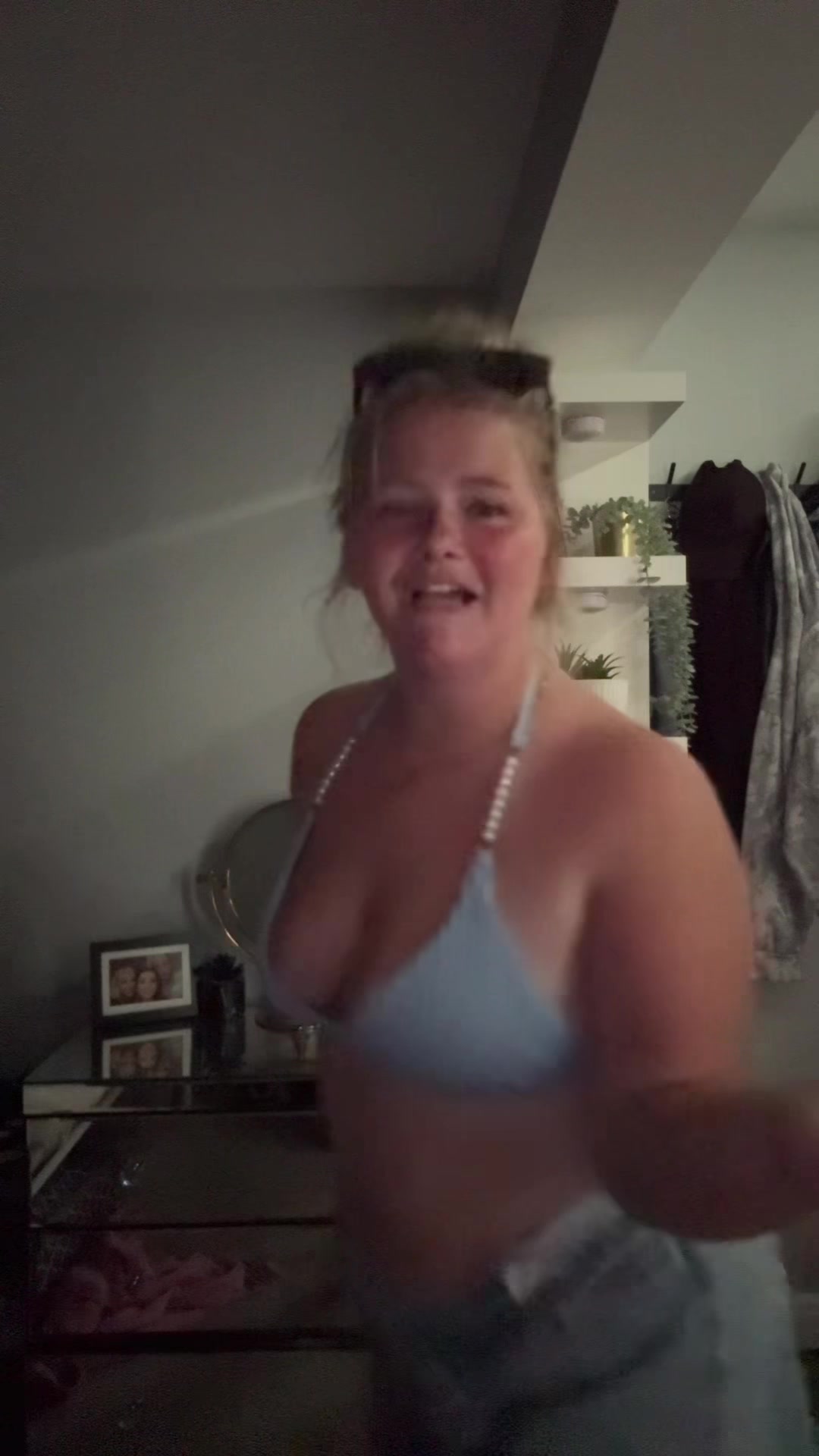 @onlychels