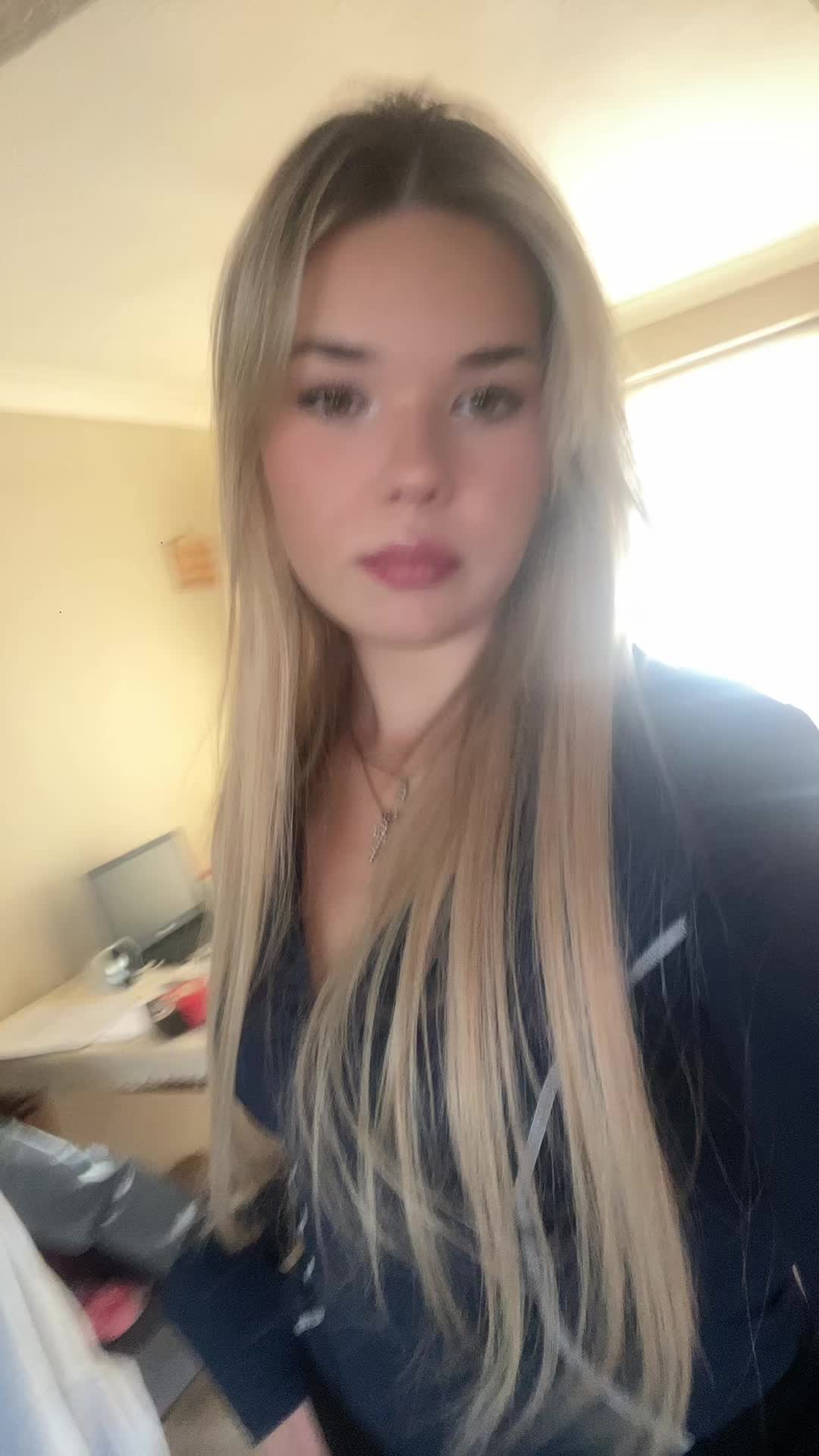 @Ev🫧