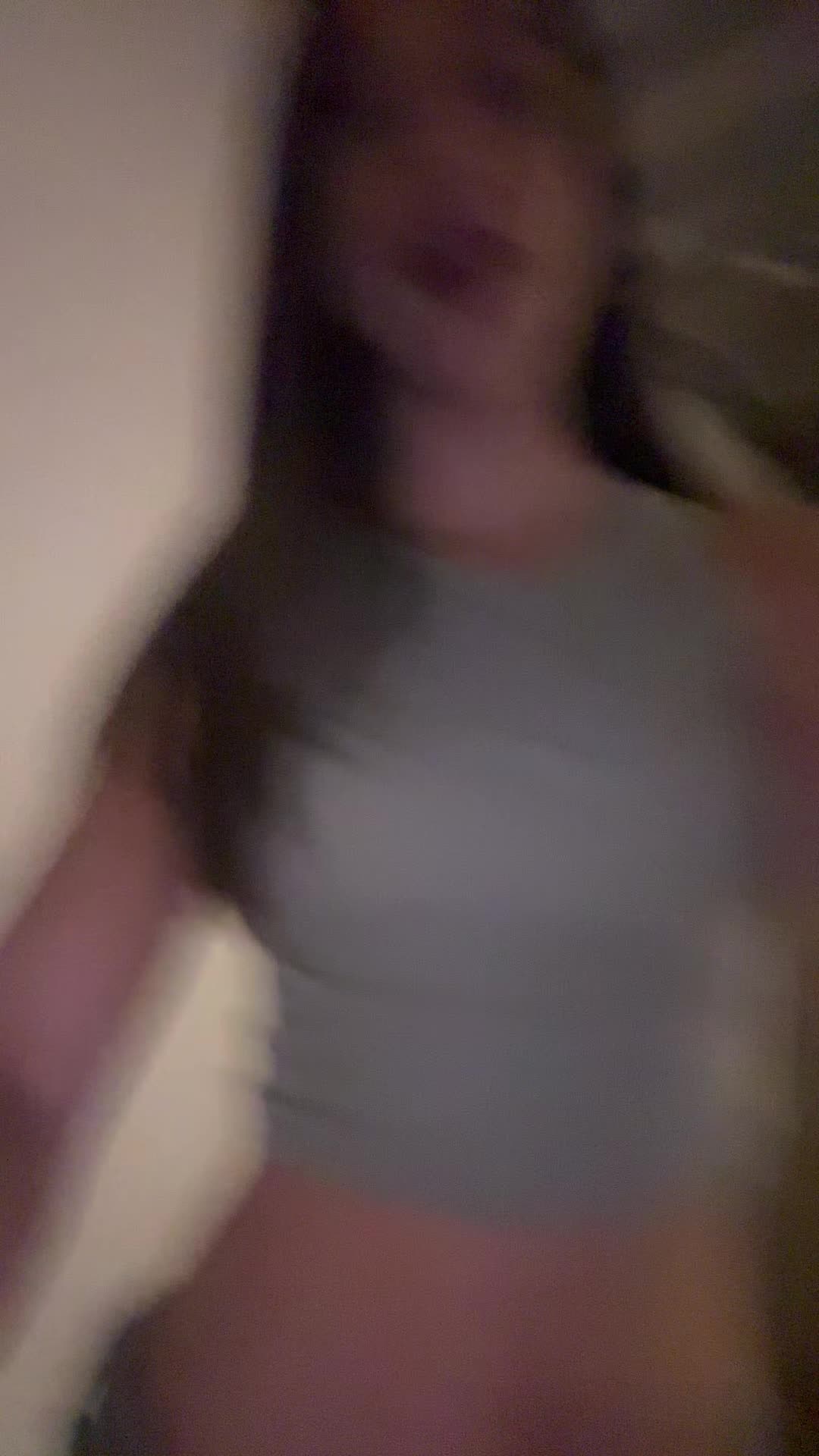 @iovanesara