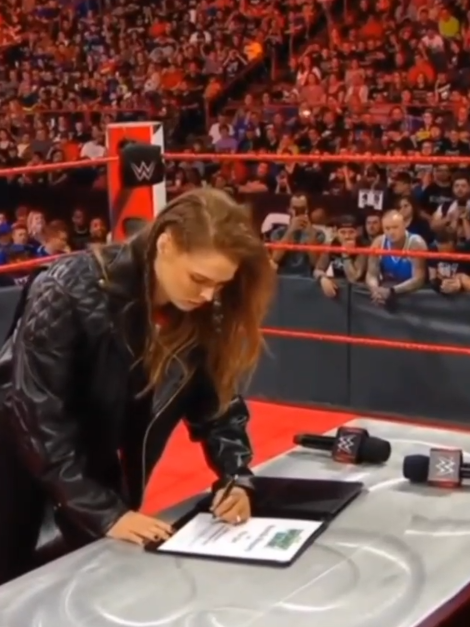 @RONDA ROUSEY