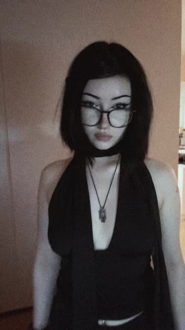 @анютка