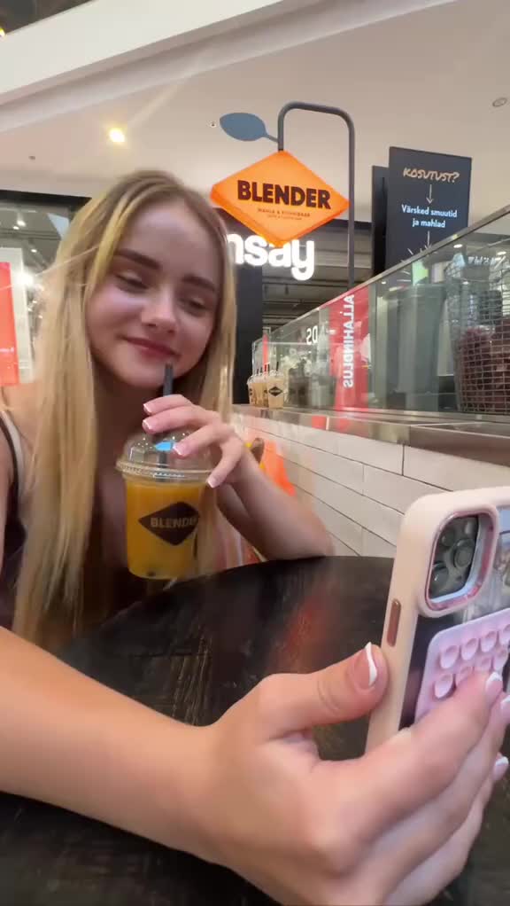 @Valeria Negurenko