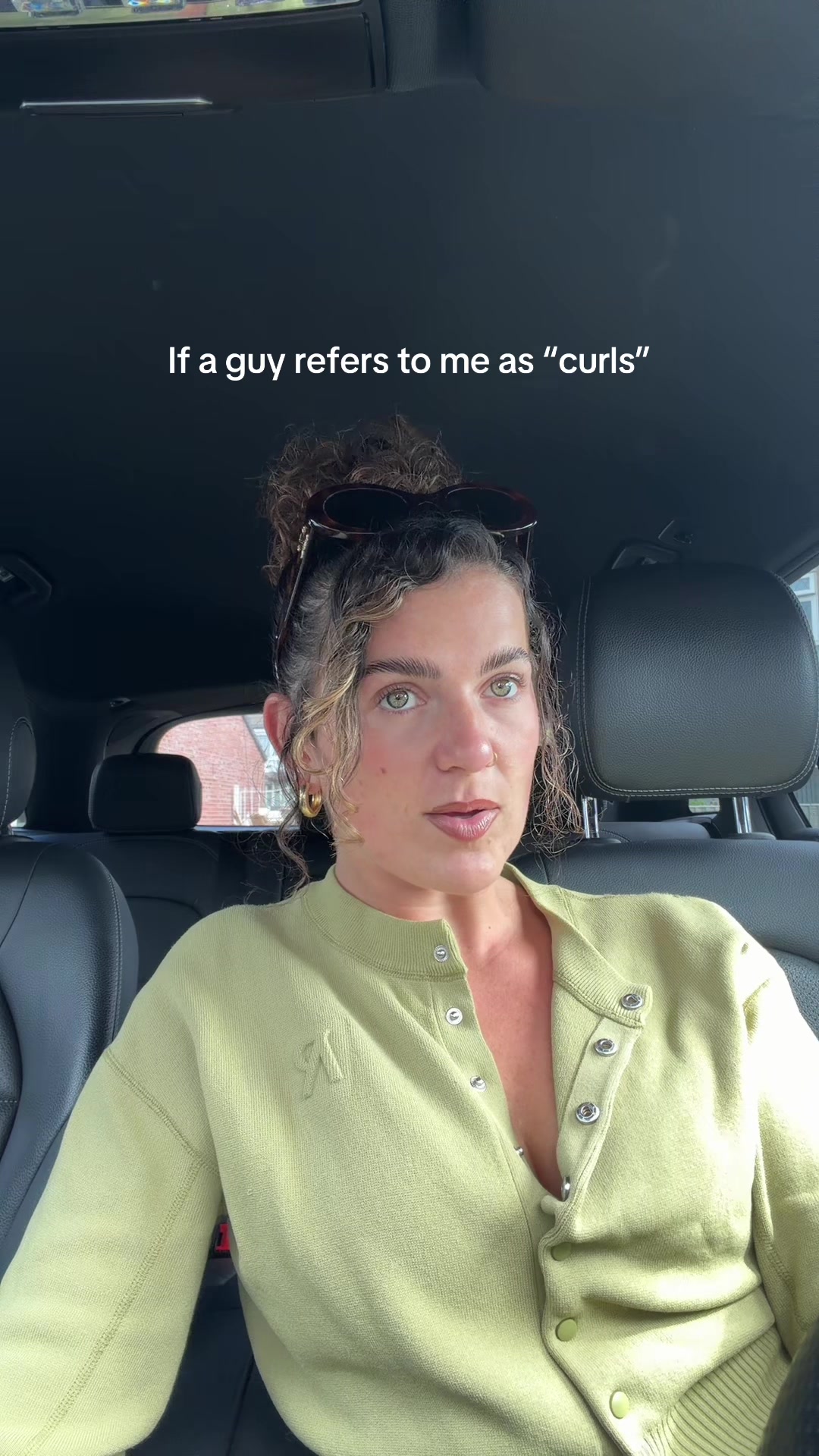 @elbuckles
