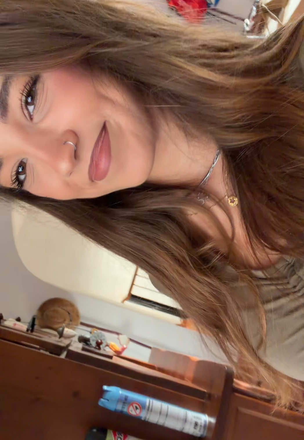 @𝒢