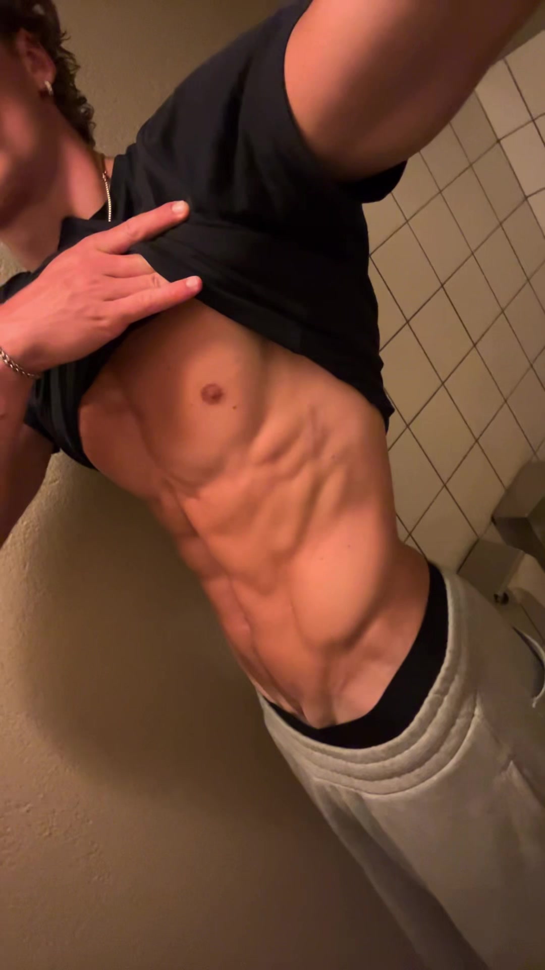 @Ma3l