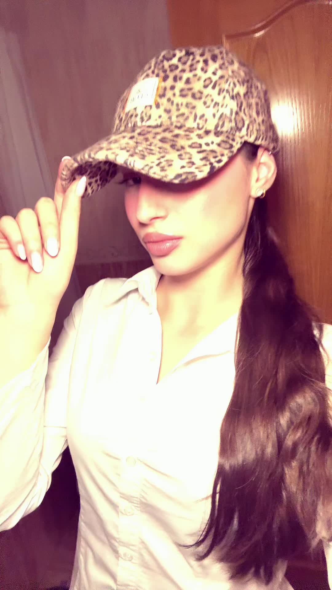 @Адриана
