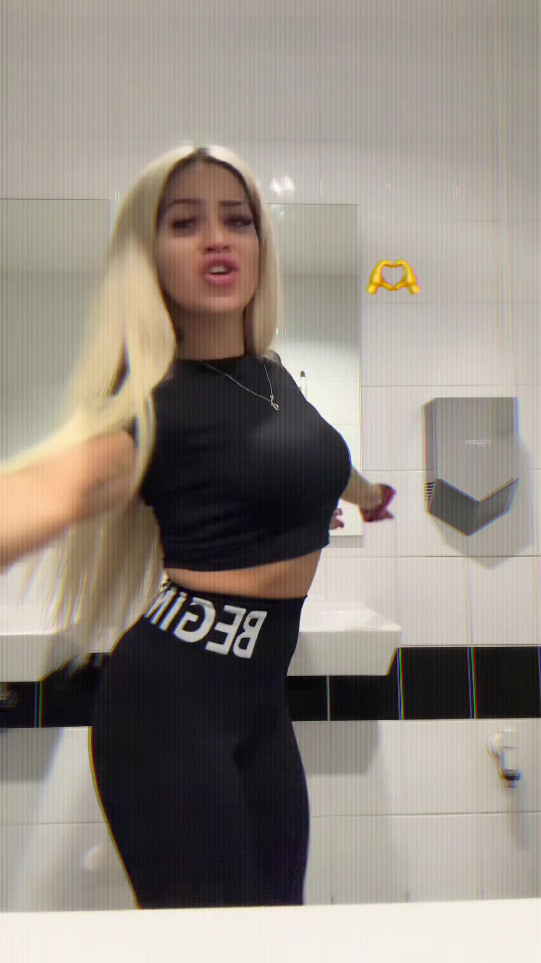 @⚡️👑Queen Simona👑⚡️
