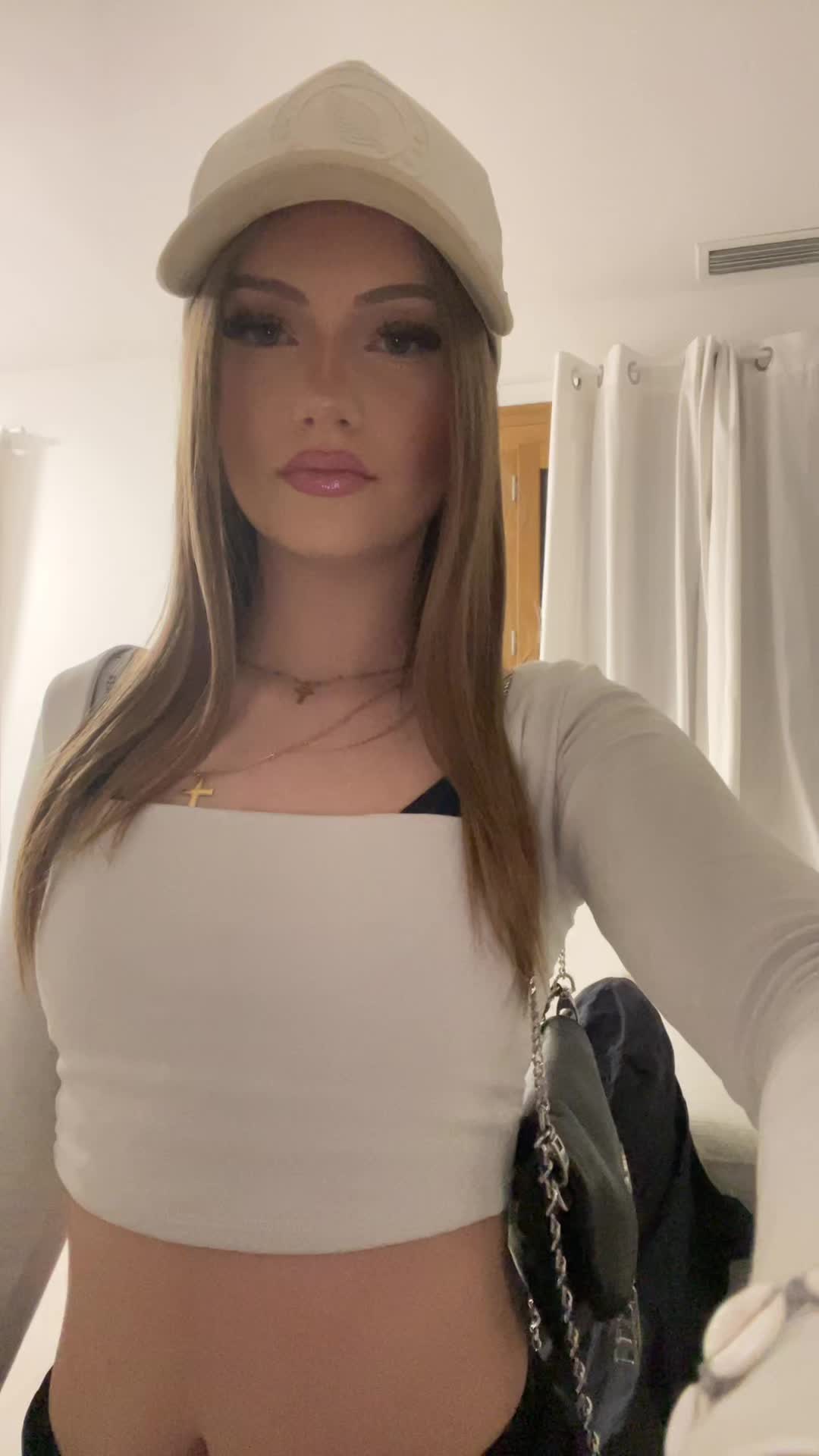 @𝘊𝘰𝘭𝘪𝘯𝘦