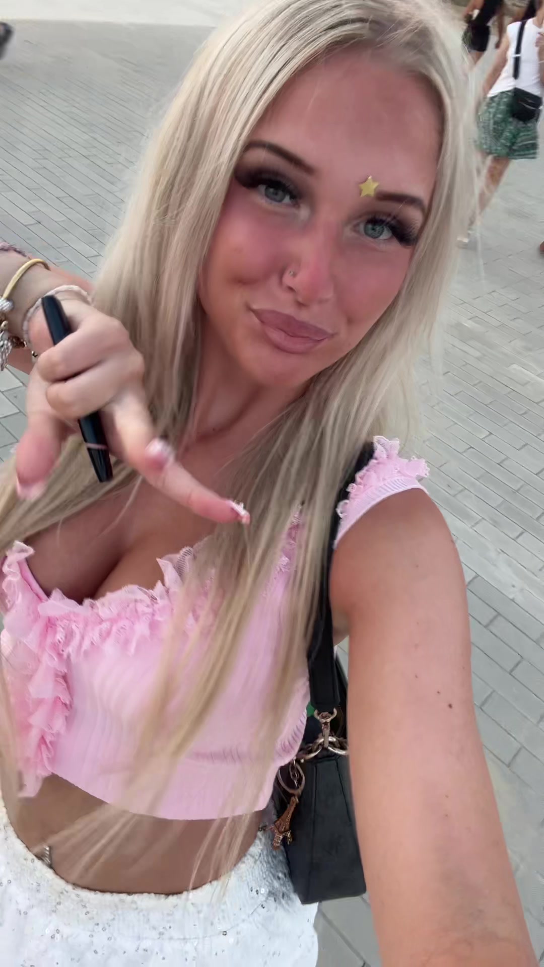 @vikinkxq