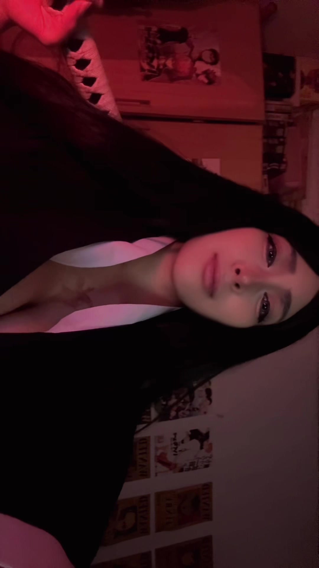 @IZZA🪽メ𝟶