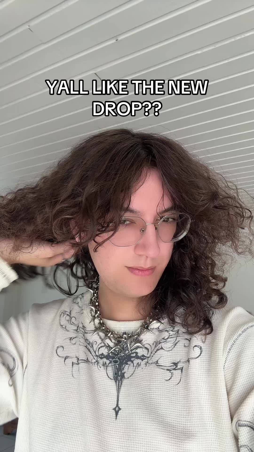 @Vyzer