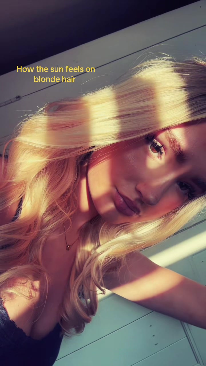 @Fav_blond1e 🇵🇱