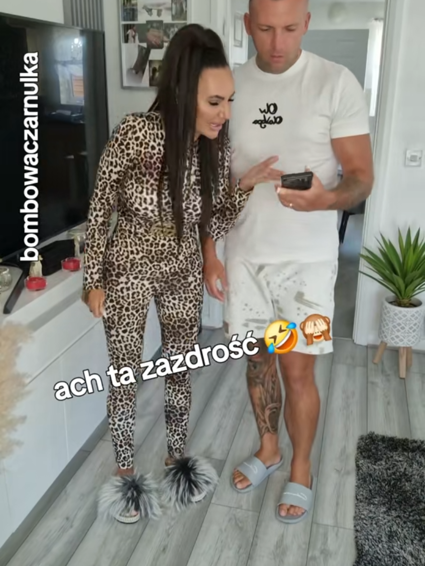 @bombowaczarnulka