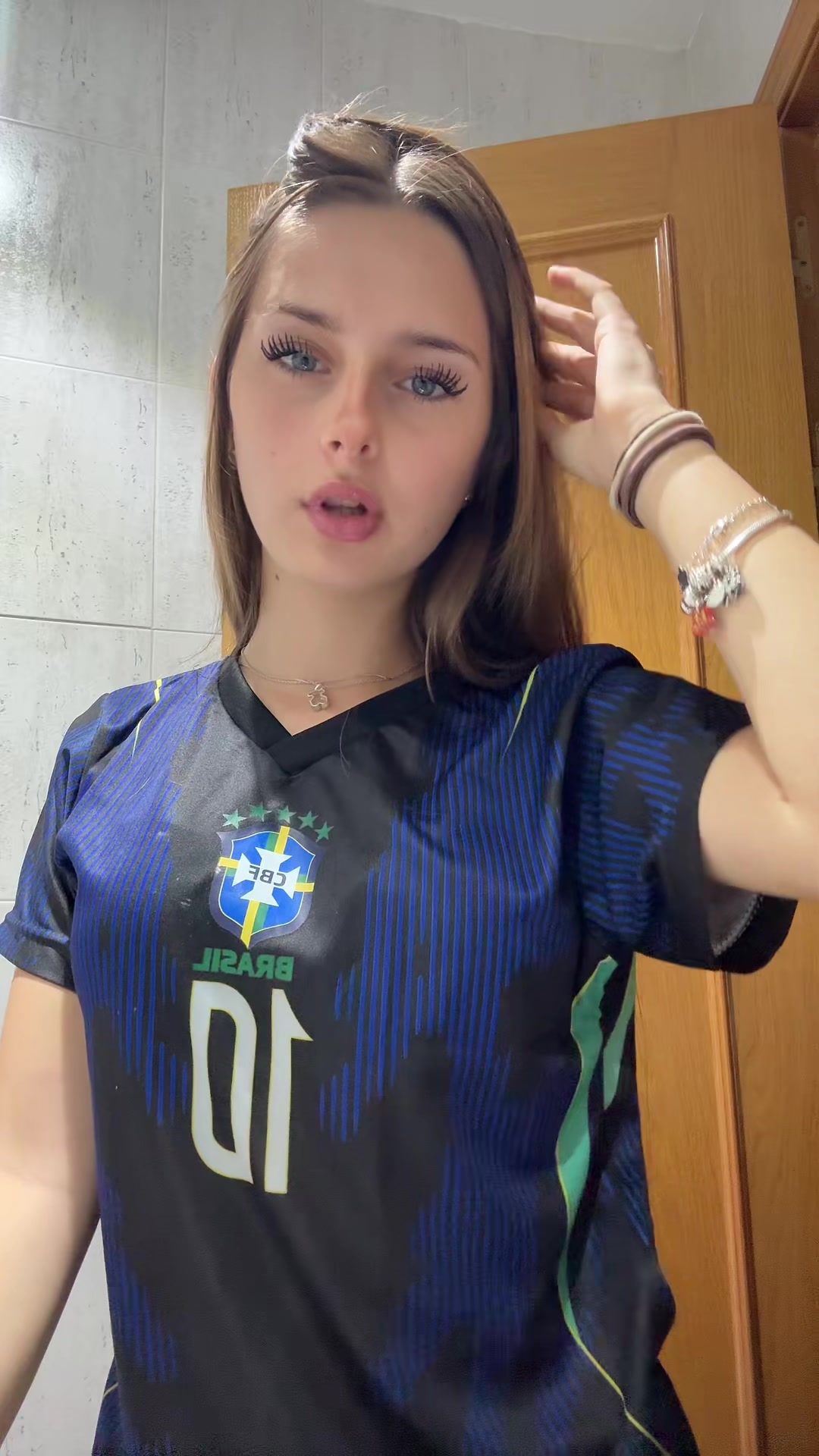 @𝓪𝓷𝓰𝓮𝓵𝓪
