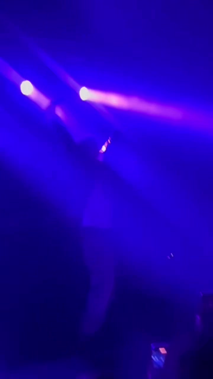 @𝔢 𝔩 𝔩 𝔦 𝔰  ✱ &dagger;