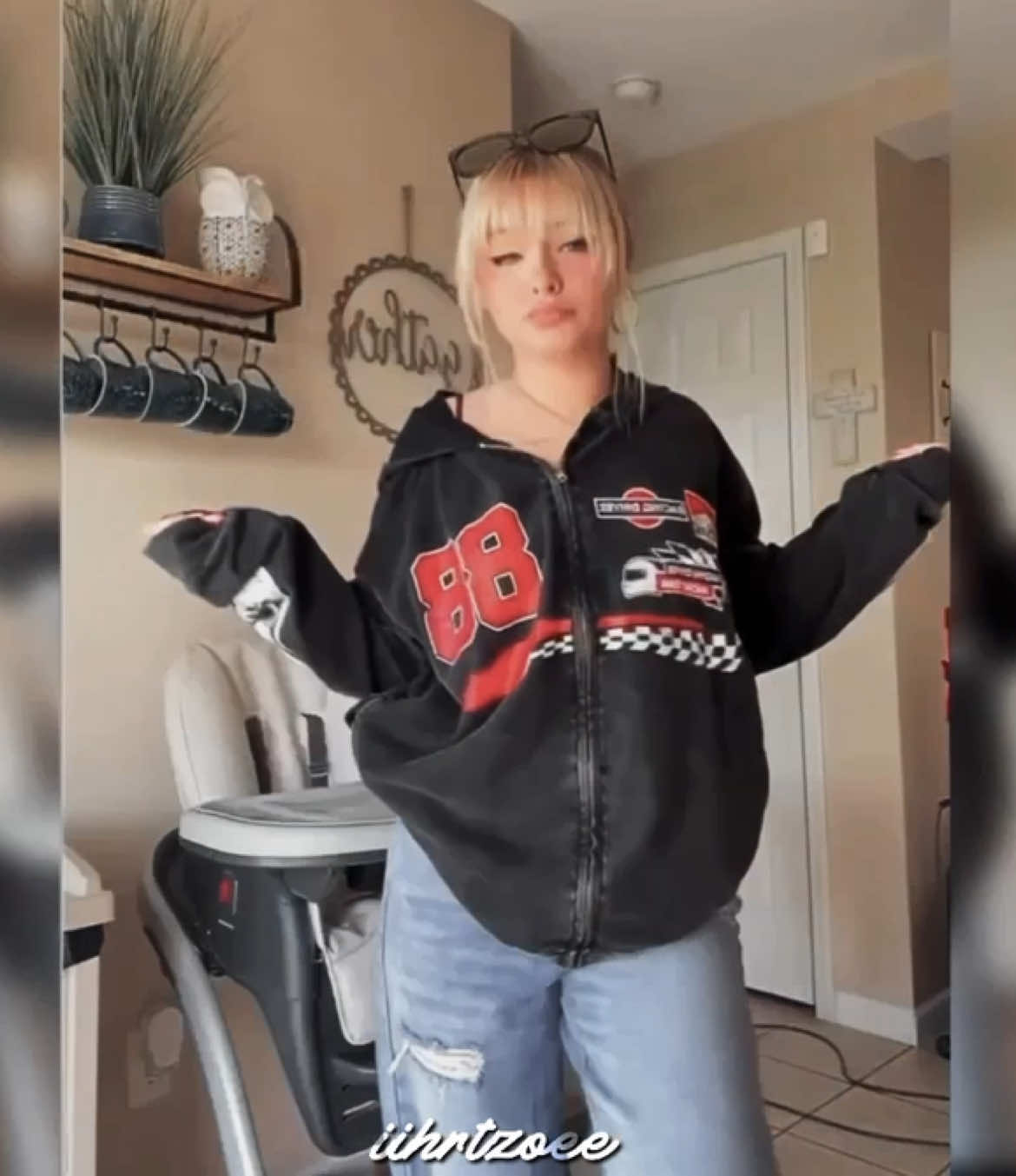 @ᥫ᭡