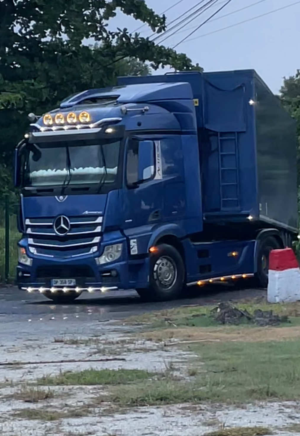 @trucks.gwada
