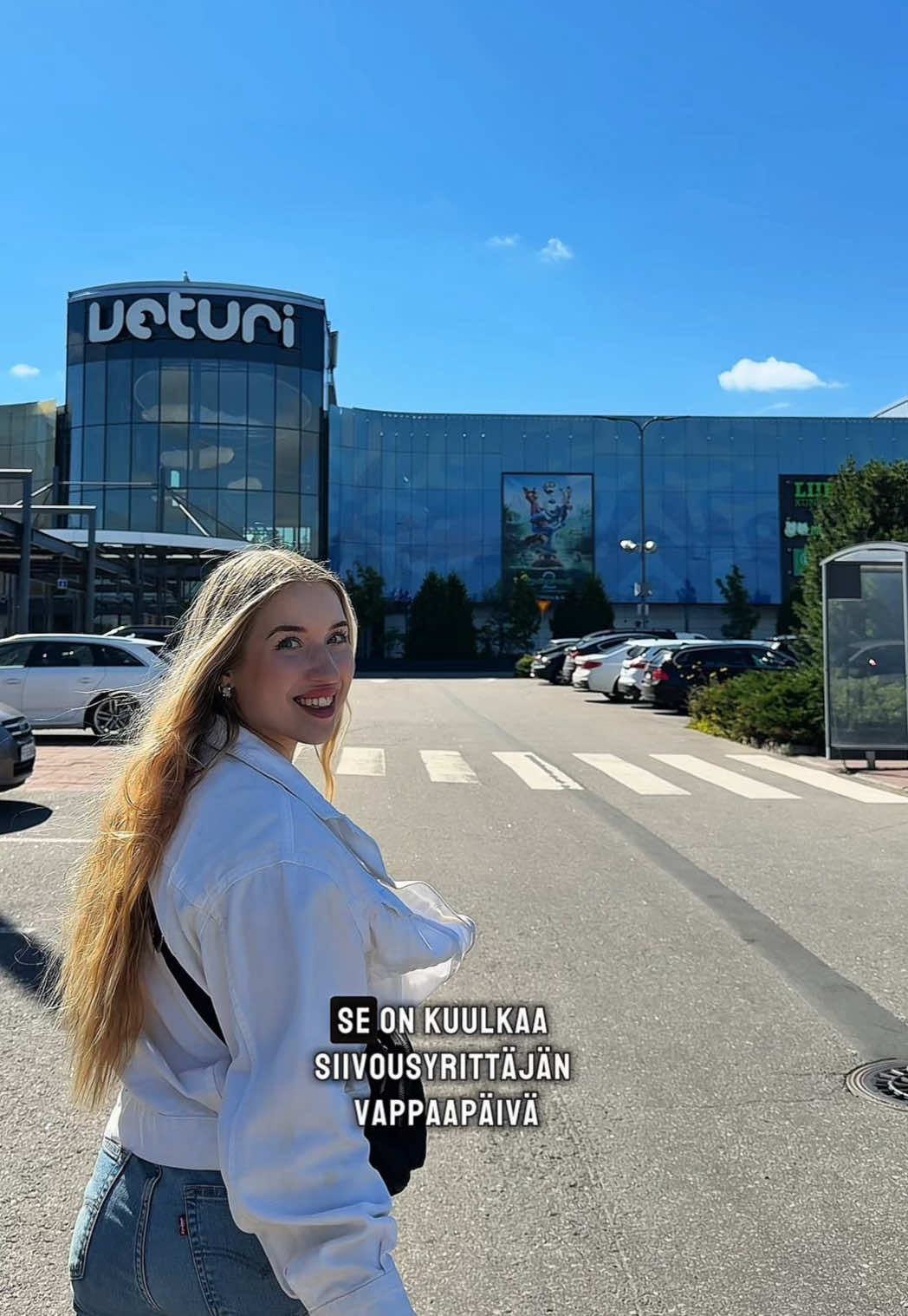 @Senna