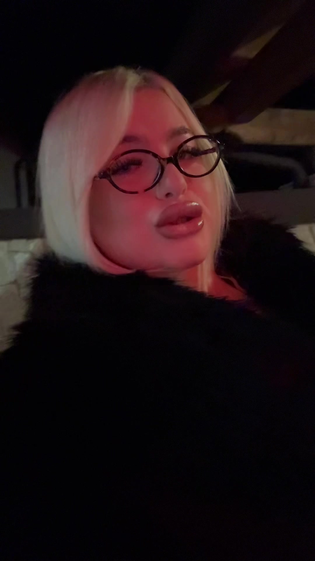 @𝐑🍒