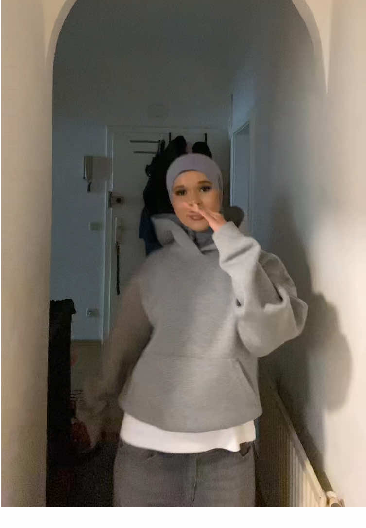 @𝓗