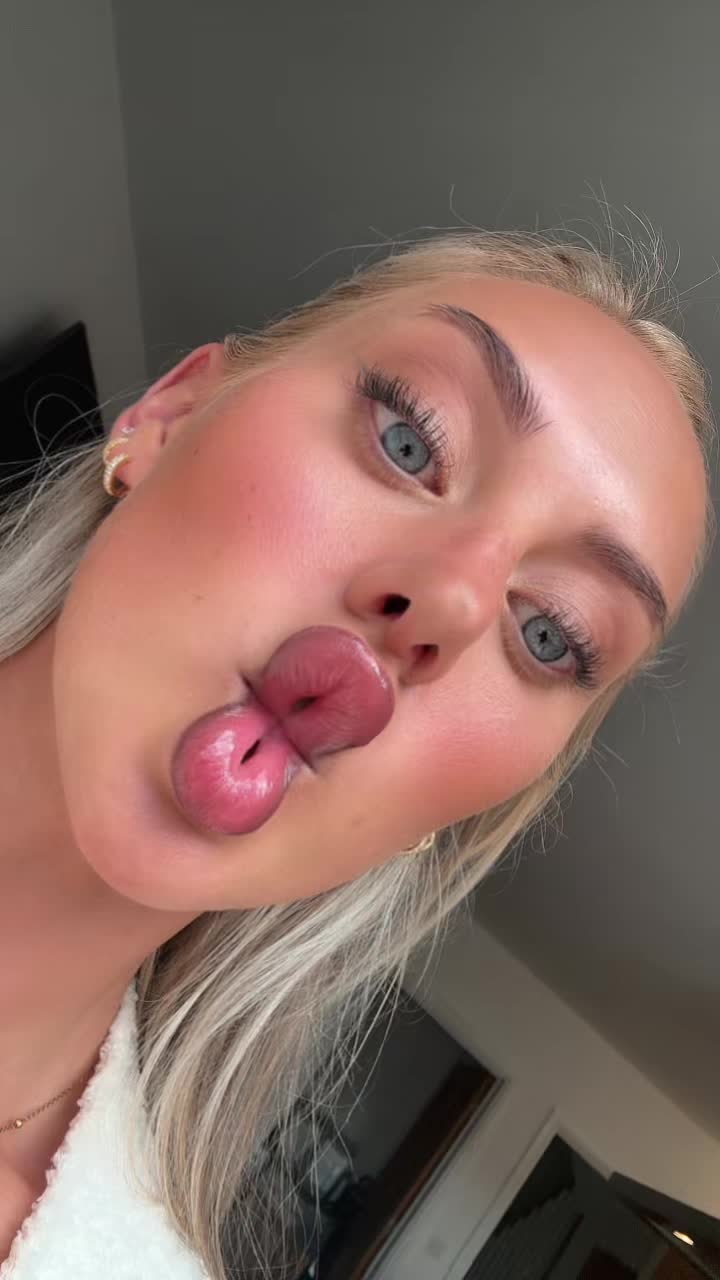 @Rhiannon blue