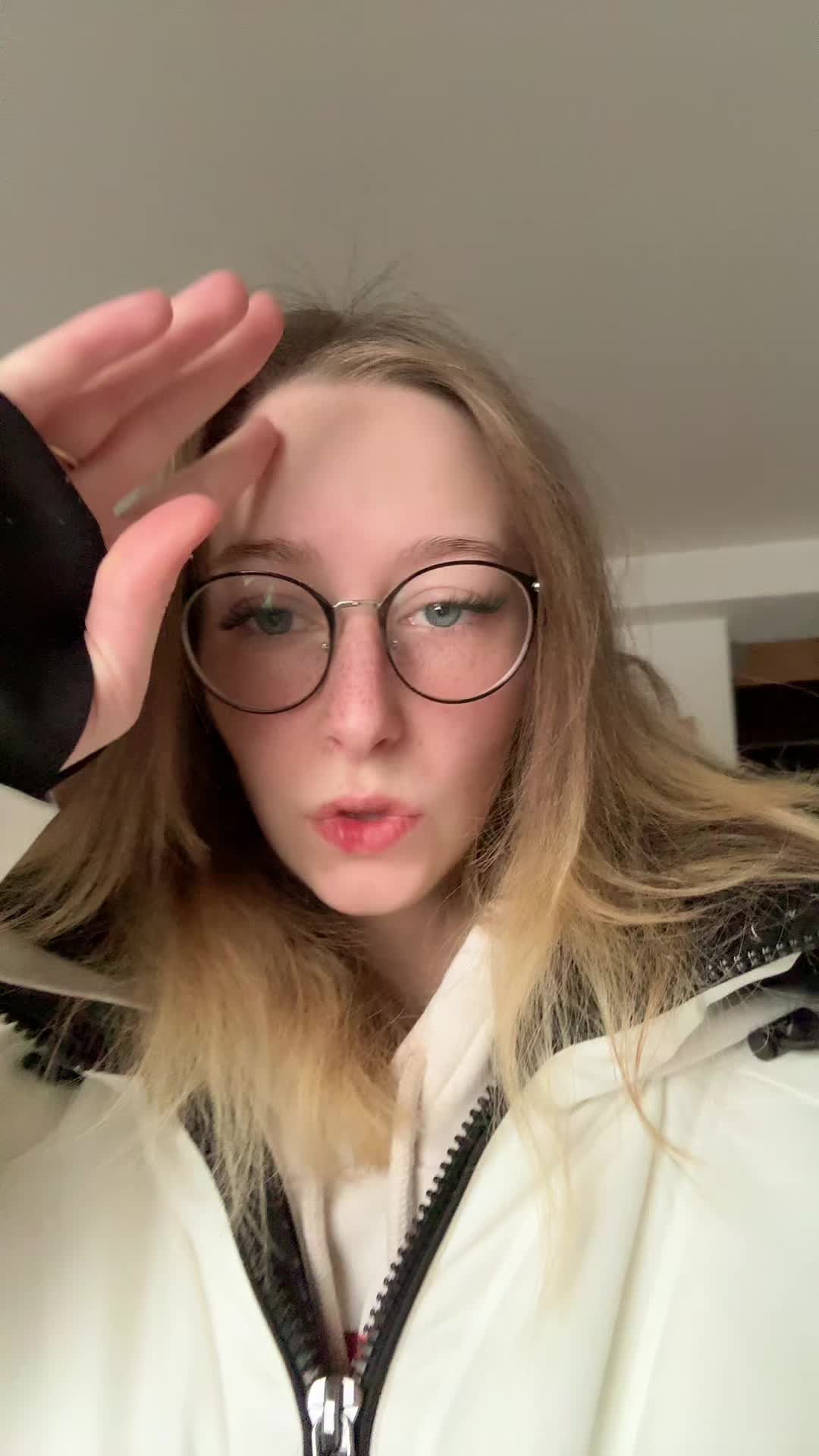 @𝔏𝔢𝔬𝔫𝔦𝔢💕