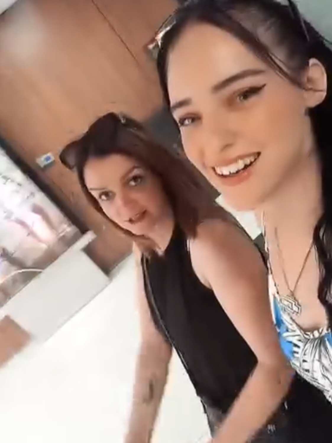 @𝑵𝒊𝒌𝒐𝒍 𝑯𝒆𝒔𝒔
