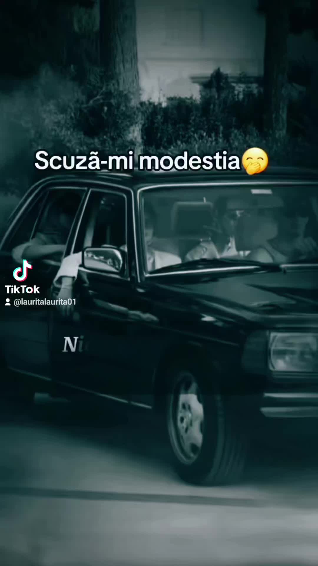 @LAURA FIICÄ DE DUMNEZEU 👑🙏