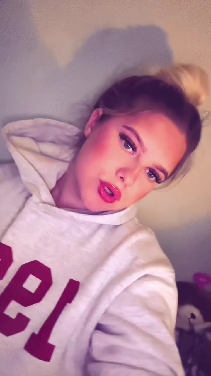 @Amielouise18