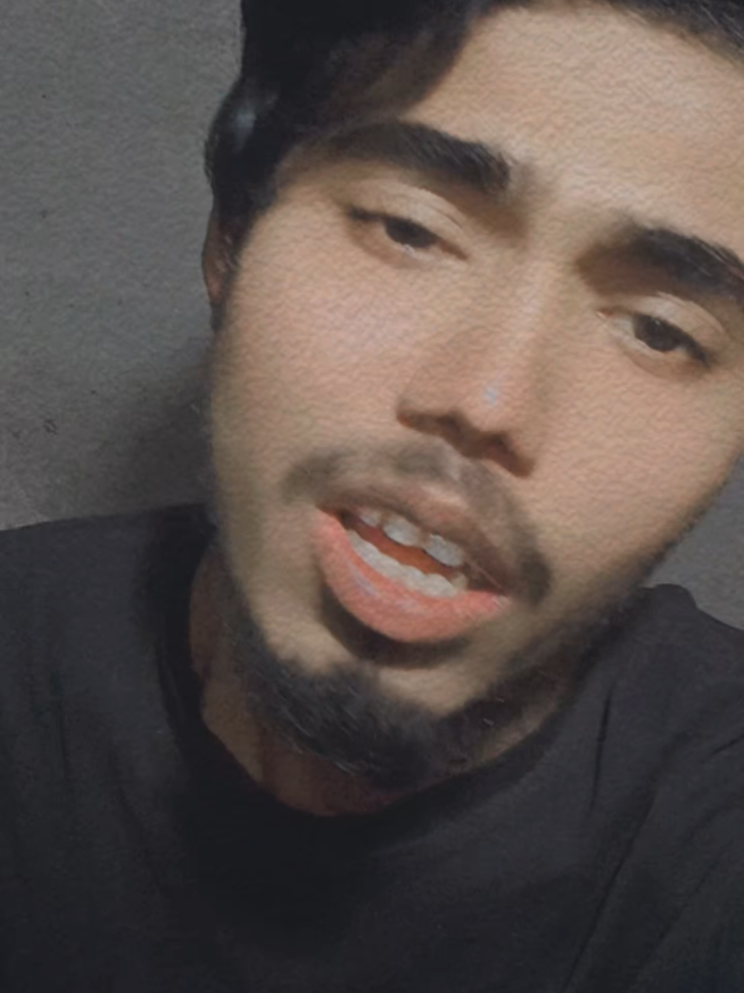 @Dinesh🤔🫰 Lal
