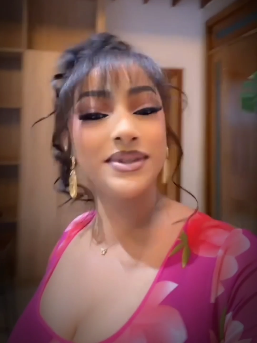 @Fanpage of Sophia Alakija