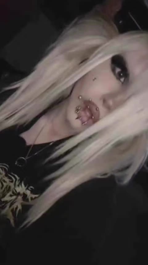 @sheyah𖤐