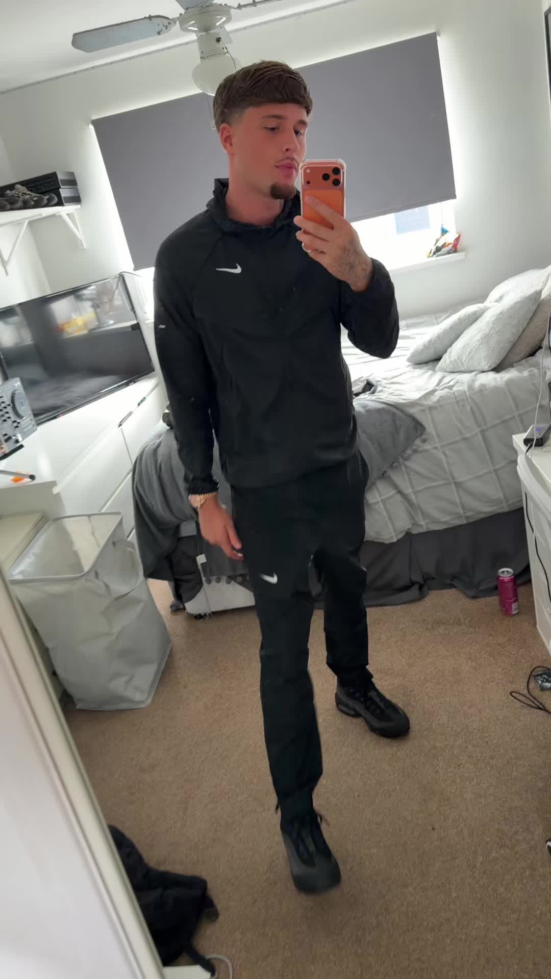 @mjh1