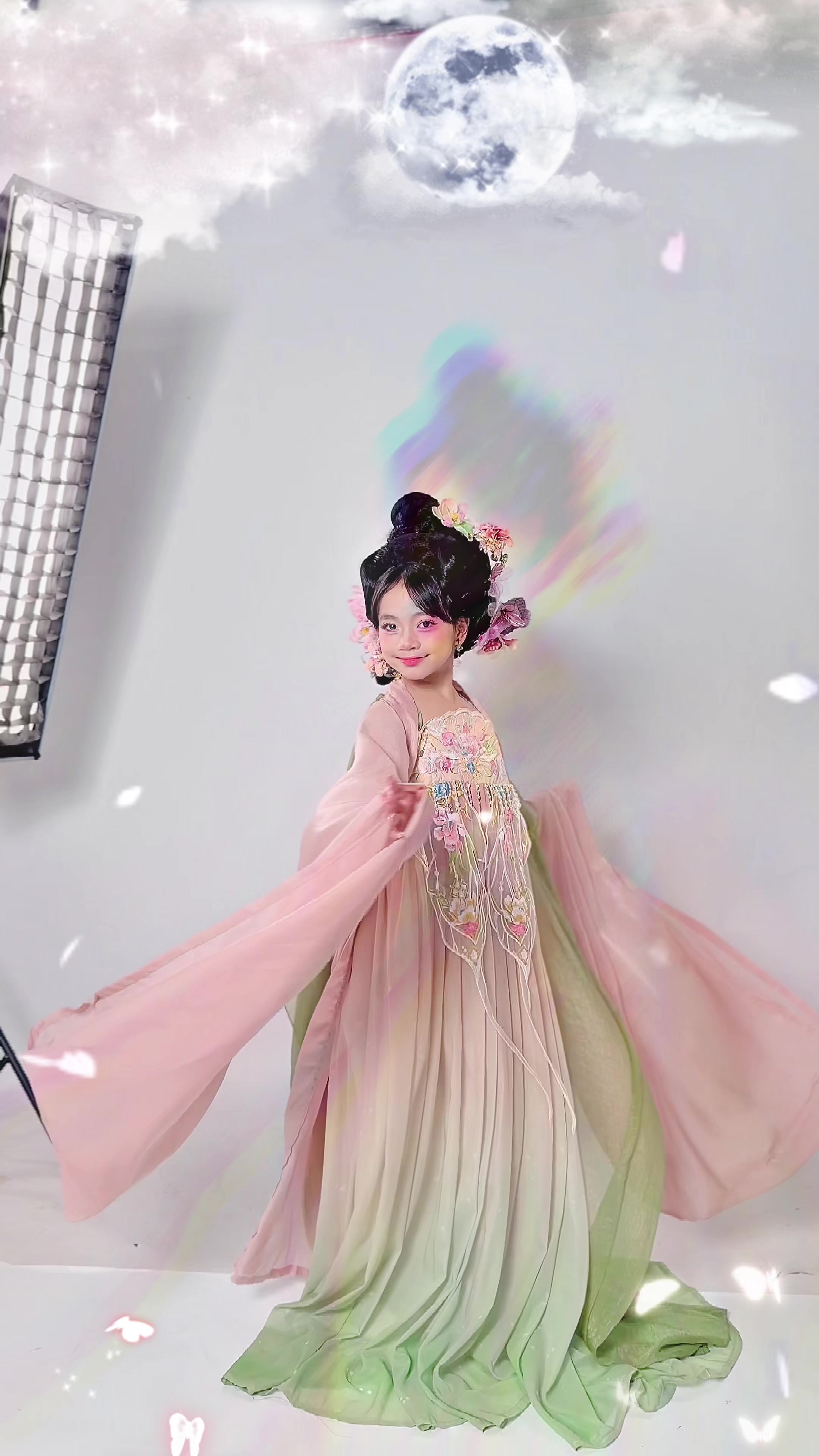 @Lê Ngọc Vy (Bella)