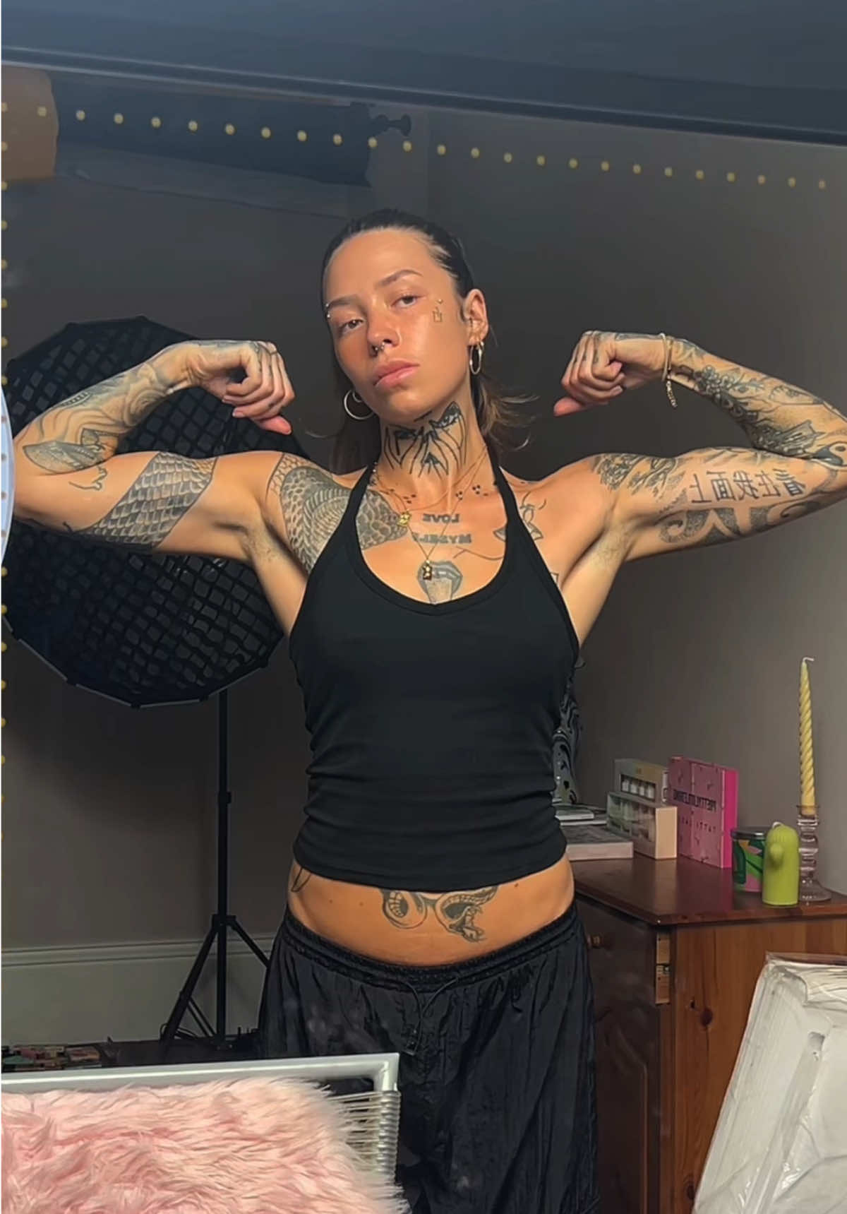 @vvictoriajane