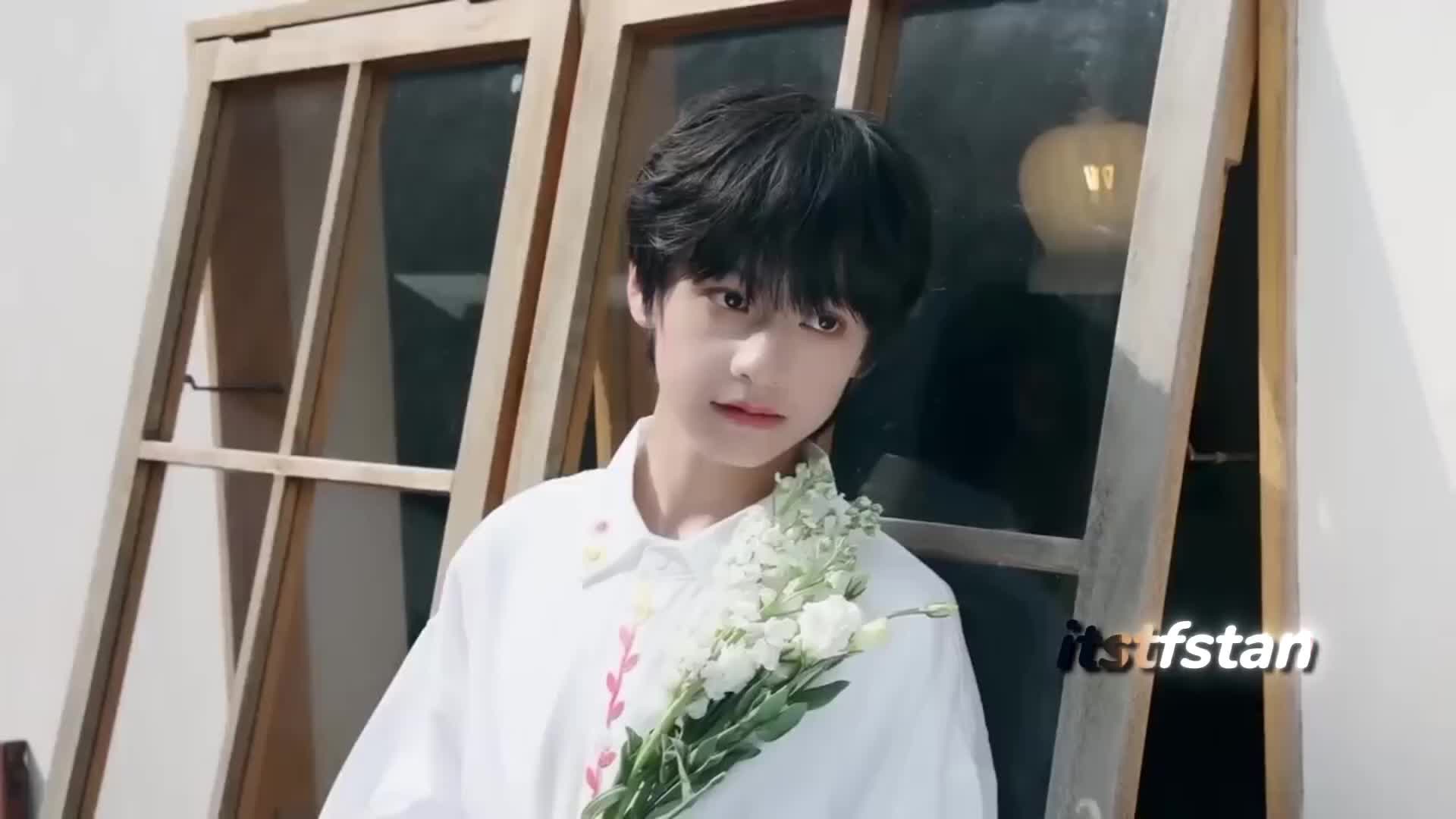 @𝓪𝓵𝔂𝓪𝓪𝓁𝓊𝓋𝓋_阿利亚✨
