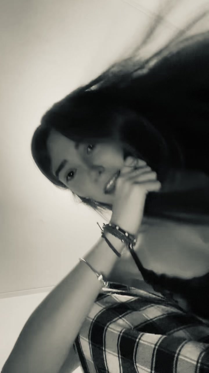 @julie★⭑