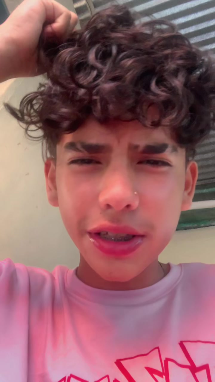 @Emaa 🦈