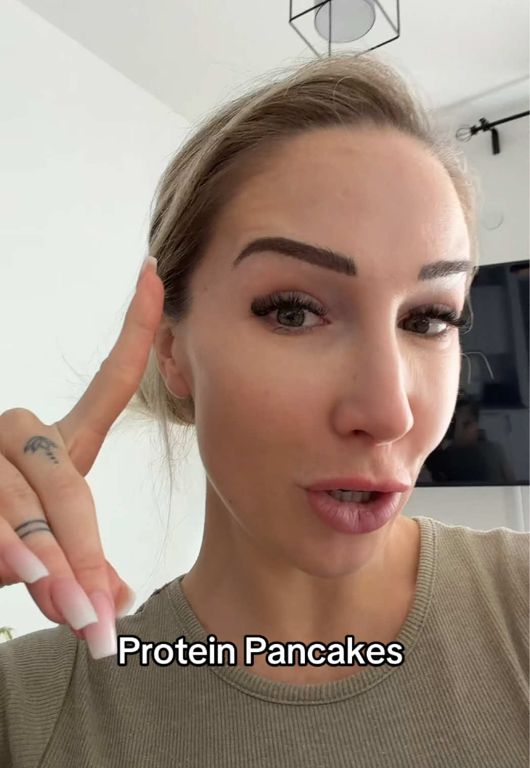 @Laraiza