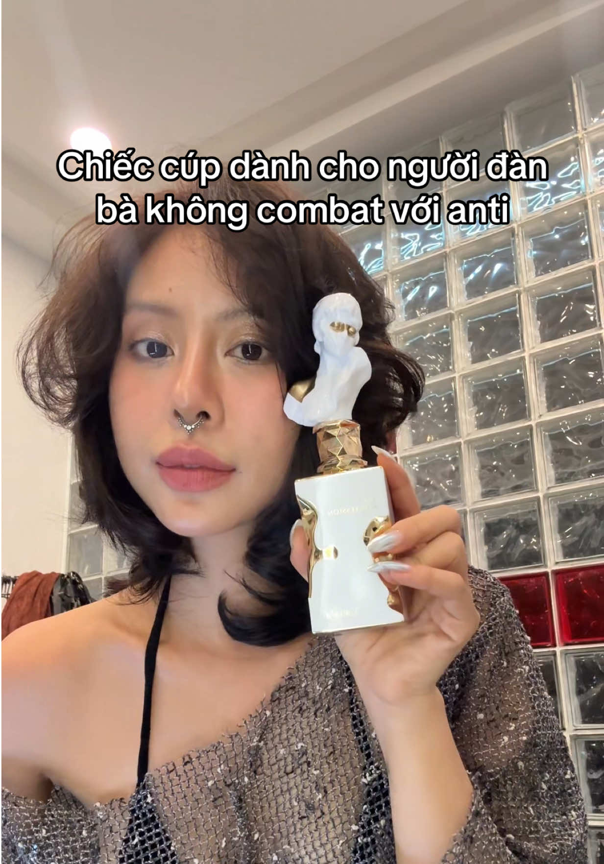 @Con đàn bà tích cực