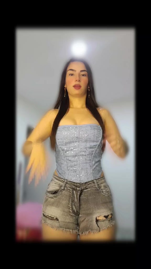 @𝒜𝓃𝒶𝒽𝒾𝒾🎀