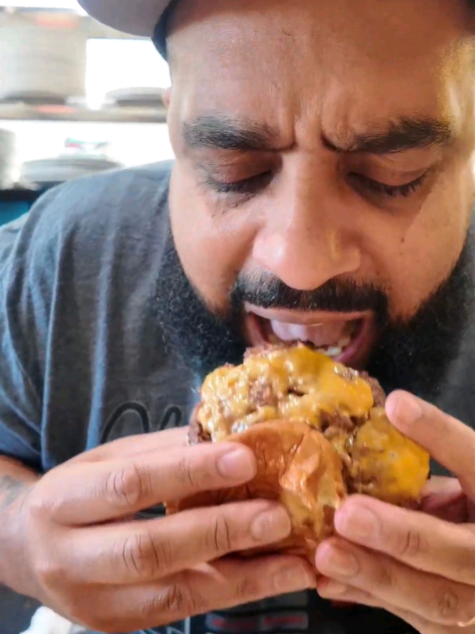 @Foodie Bros | Every1Eats