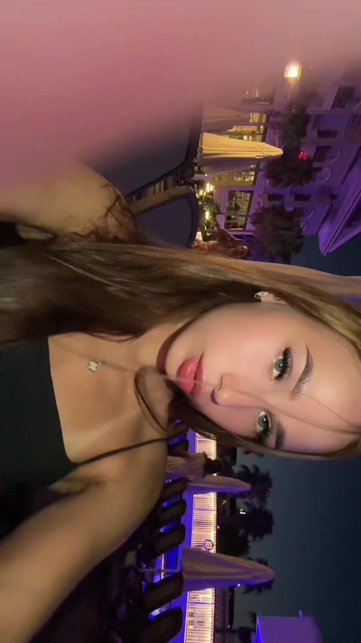 @Lena_lis