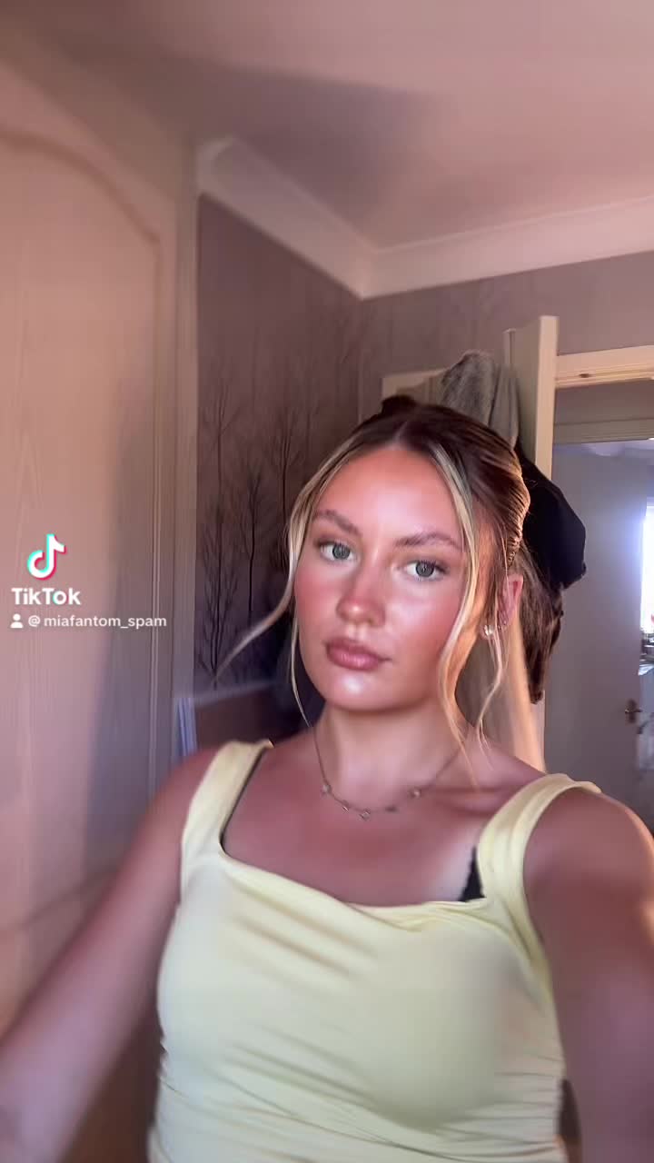 @𝐦𝐢𝐚 𝐟𝐚𝐧𝐭𝐨𝐦⚜️